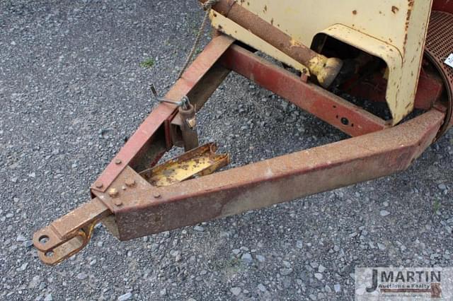 Image of Farmhand 817 equipment image 4