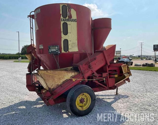 Image of Farmhand 817 equipment image 4
