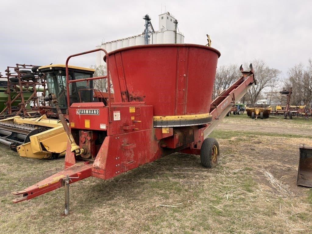 Image of Farmhand 900-B Primary image