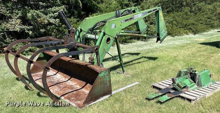 Main image Farmhand F258