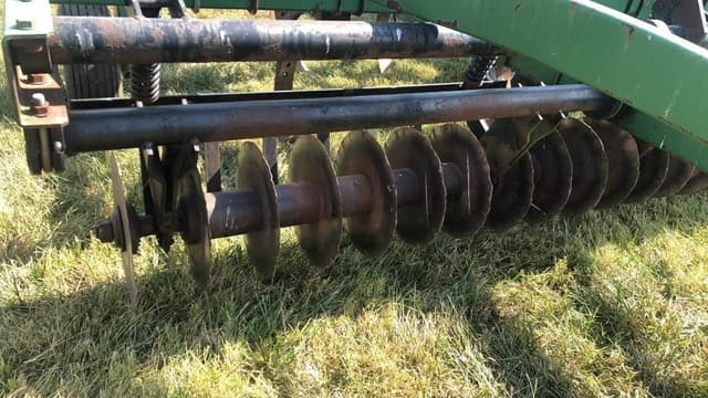 Image of Farmhand F551B equipment image 3