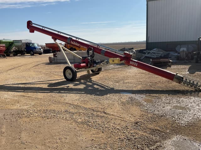 Image of Farm King 1031 equipment image 1