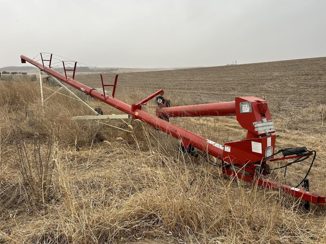 Image of Farm King 1062 Image 1