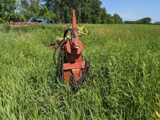 Image of Farm King 1070 equipment image 1