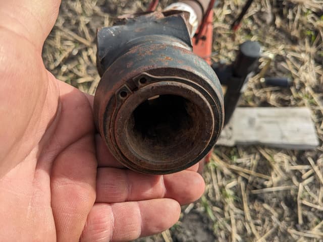 Image of Farm King 1070 equipment image 2