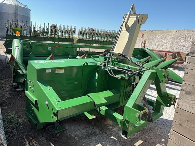 Image of Farm King 1080 equipment image 3