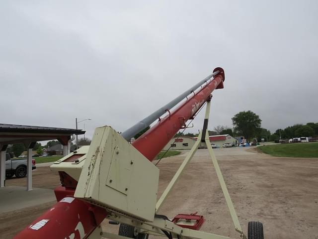 Image of Farm King 10x31 equipment image 2