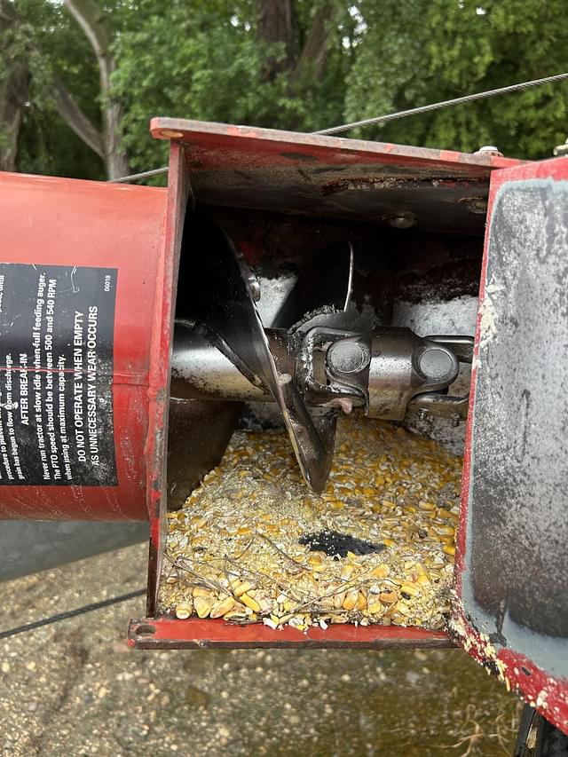 Image of Farm King 10x72 equipment image 2