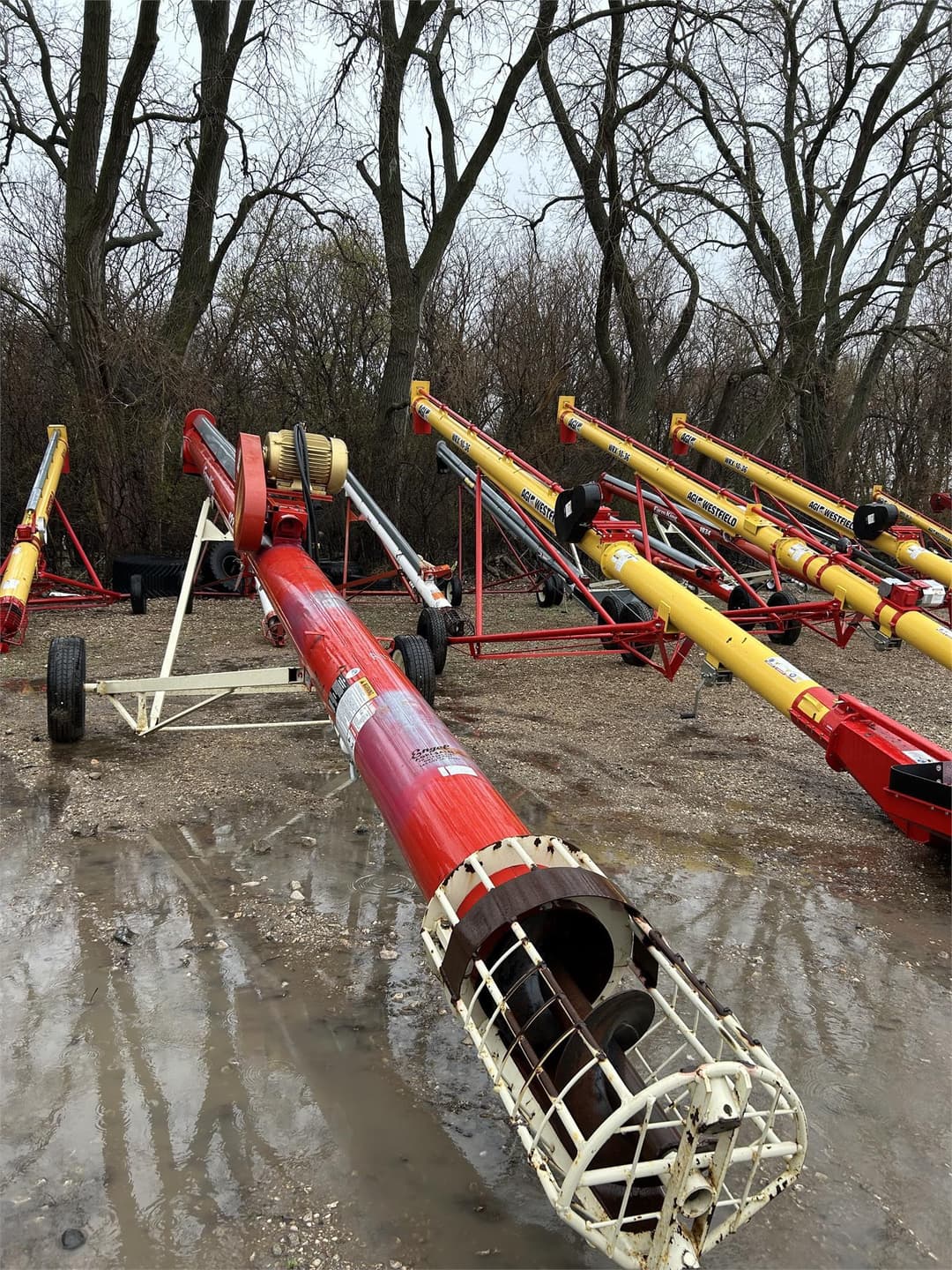 Image of Farm King 1234 Image 1