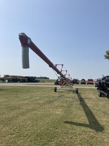 Main image Farm King 1272