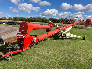 2011 Farm King 1370 Equipment Image0