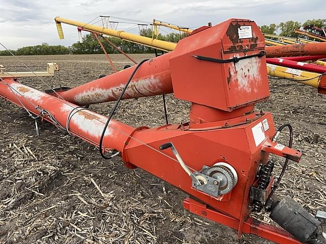 Image of Farm King 1385 equipment image 2