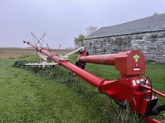 Farm King 1385 Equipment Image0