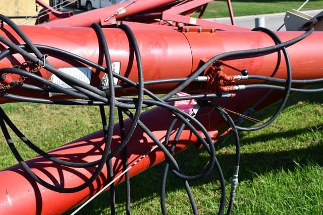 Image of Farm King 1385 equipment image 4