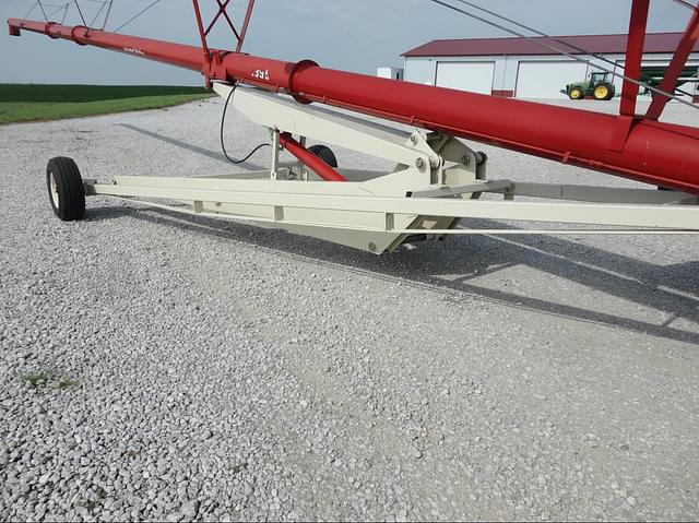 Image of Farm King 1395 equipment image 3