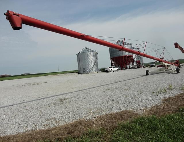 Image of Farm King 1395 equipment image 4
