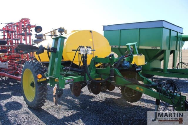 Image of Farm King 1410 equipment image 1
