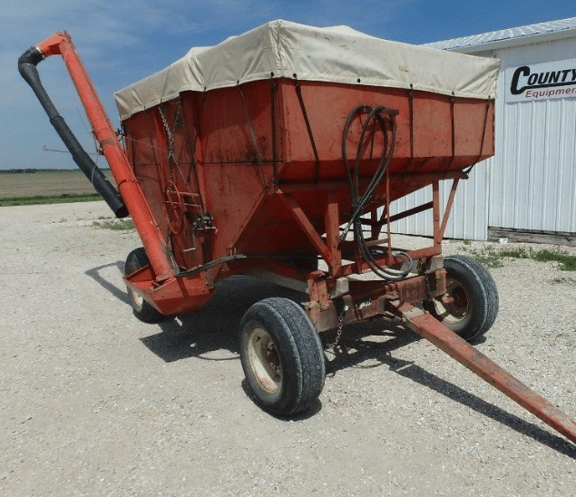 Farm King 200 Harvesting Gravity Wagons for Sale Tractor Zoom