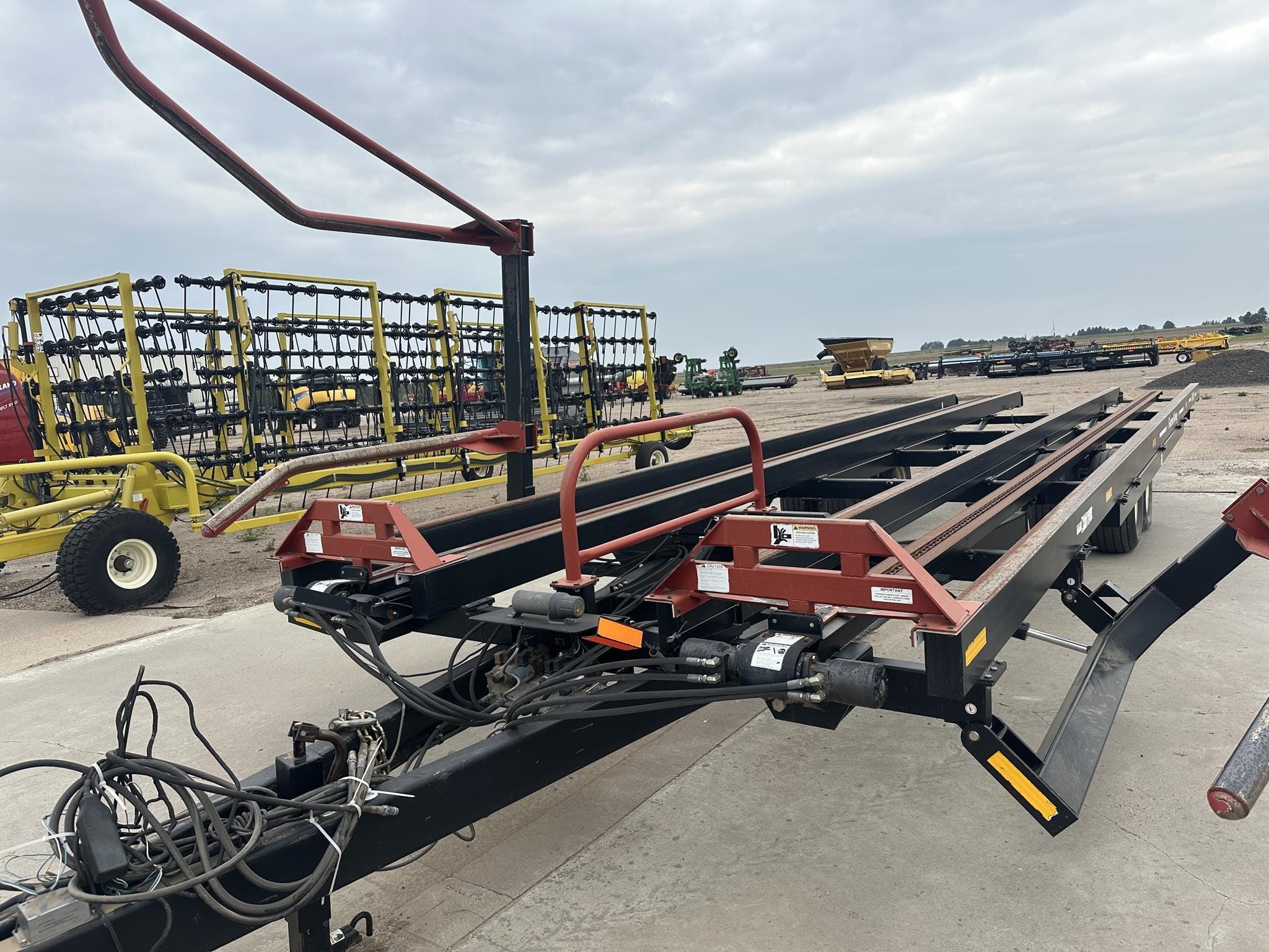 Farm King 2450 Equipment Image0