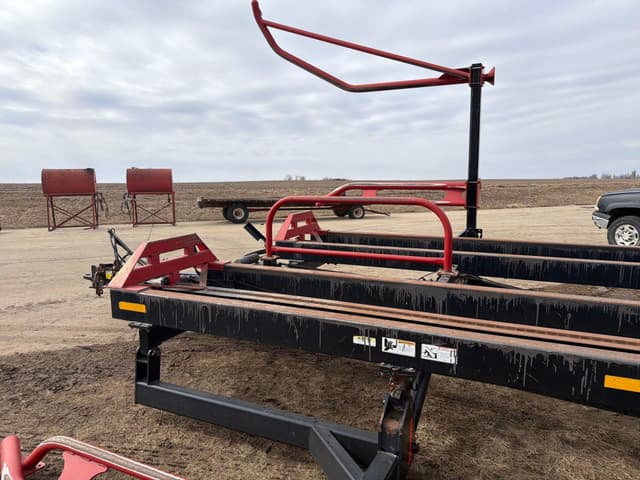 Image of Farm King 2450 equipment image 3