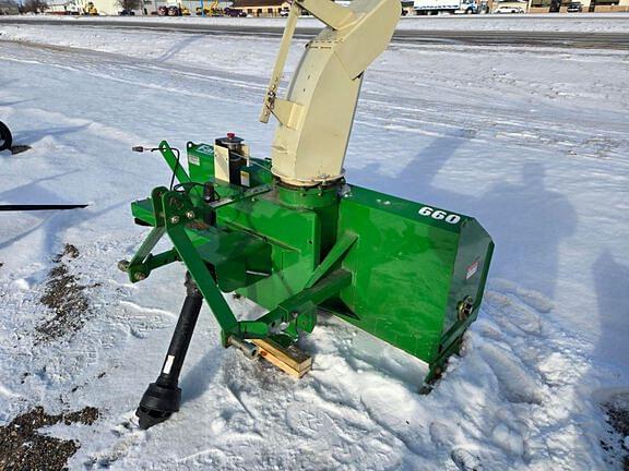 Image of Farm King 660 equipment image 2