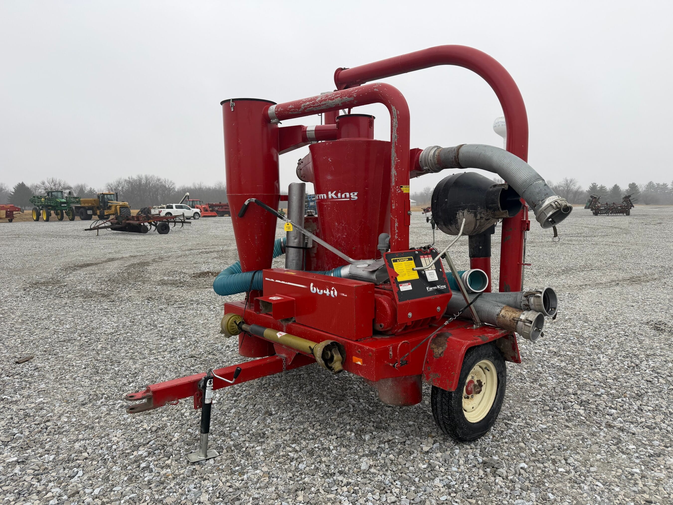 Farm King 6640 Equipment Image0