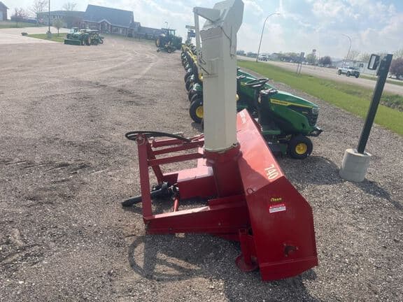 Image of Farm King 740 equipment image 3