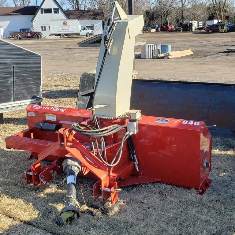 Main image Farm King 840