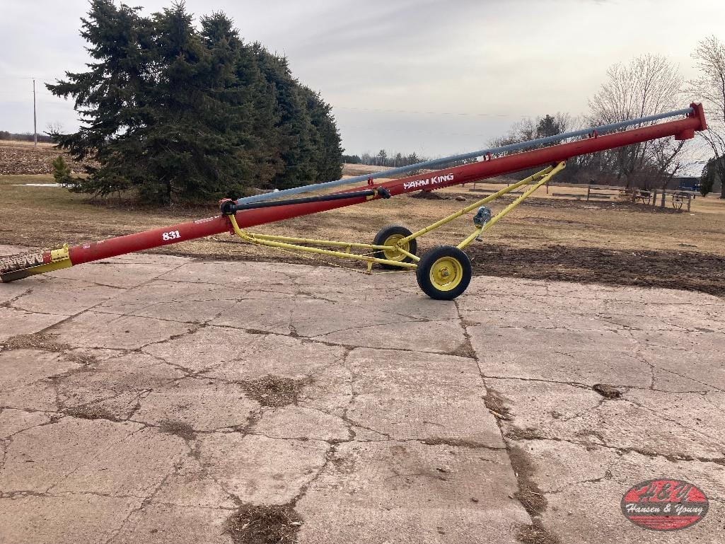 Farm King 8x31 Equipment Image0