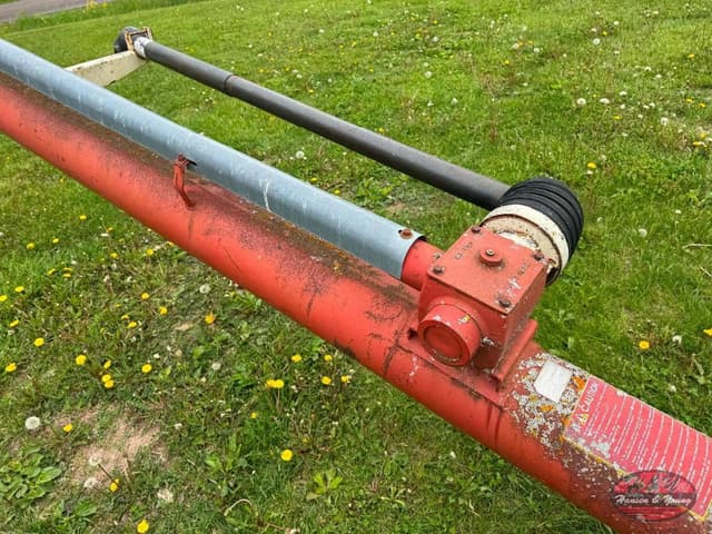 Image of Farm King 8x51 equipment image 2