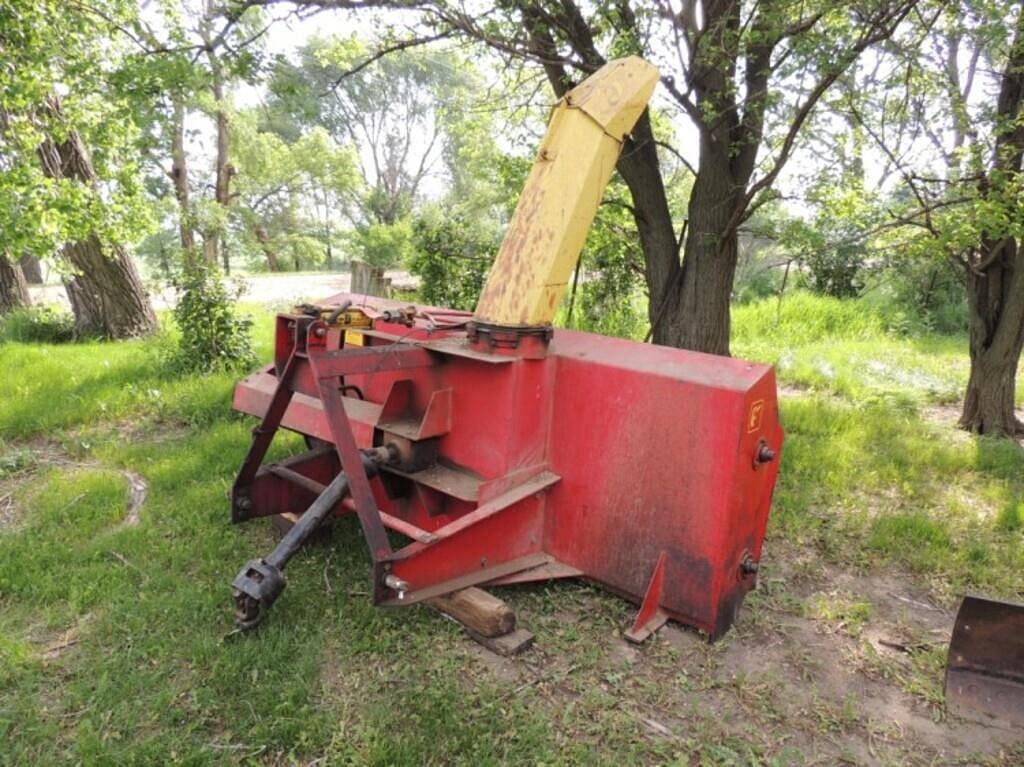 Image of Farm King 960 Primary image