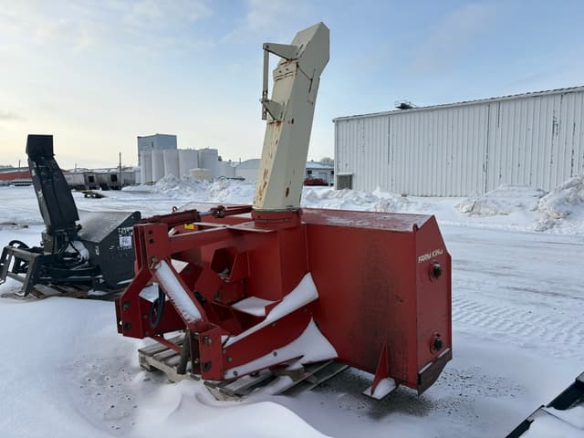 Image of Farm King 9600 equipment image 2