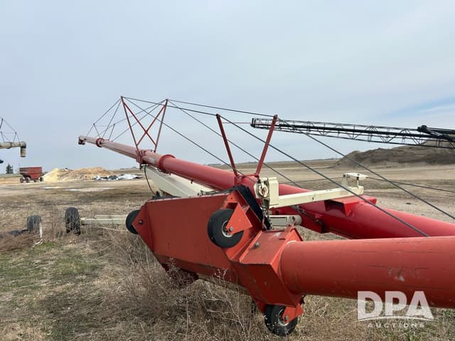 Image of Farm King 1385 equipment image 3