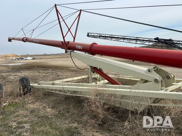 Image of Farm King 1385 equipment image 4