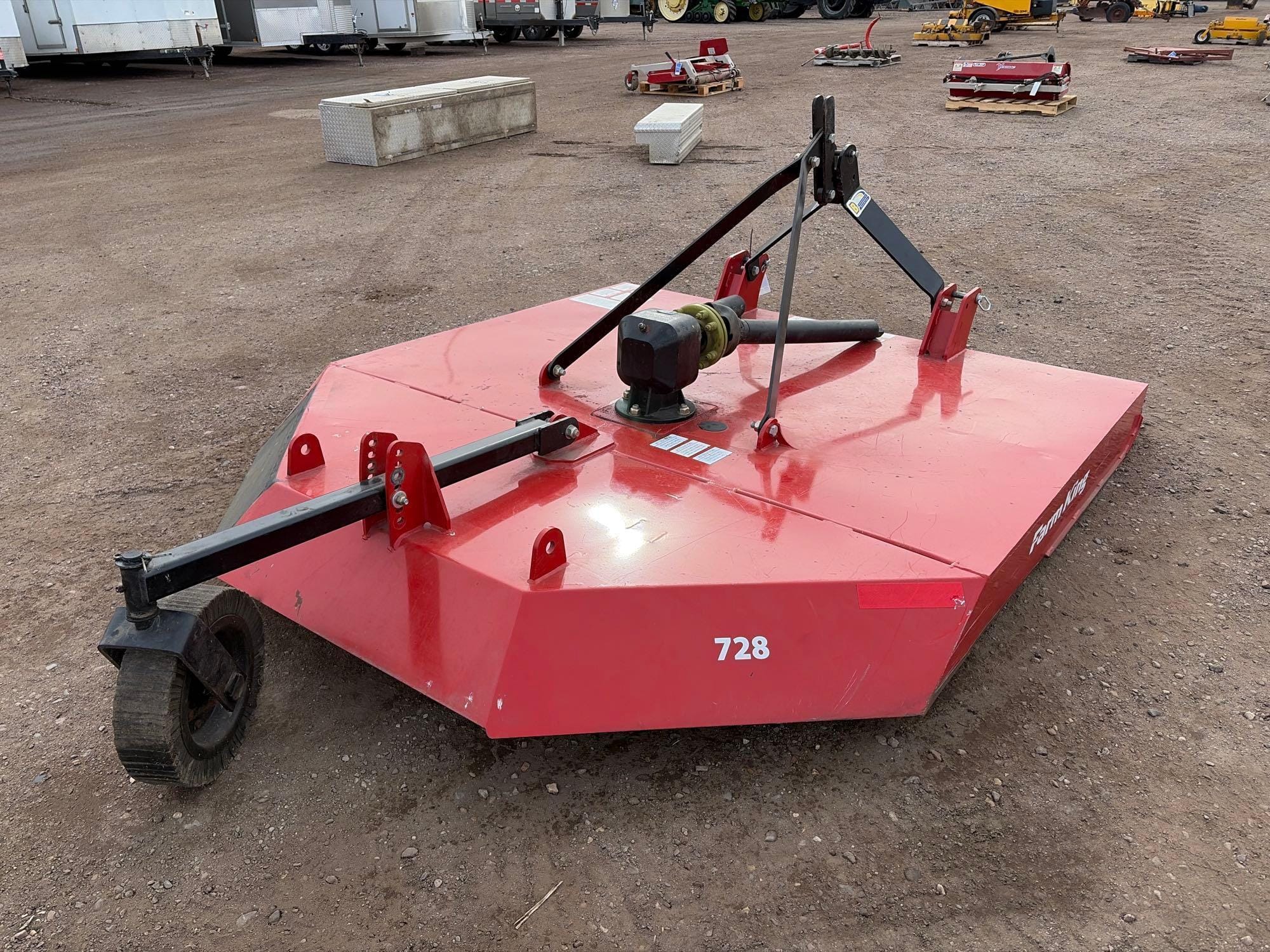 Farm King 728 Equipment Image0