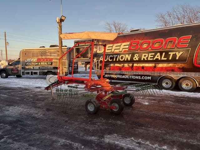 Image of Farm King RR420 equipment image 1