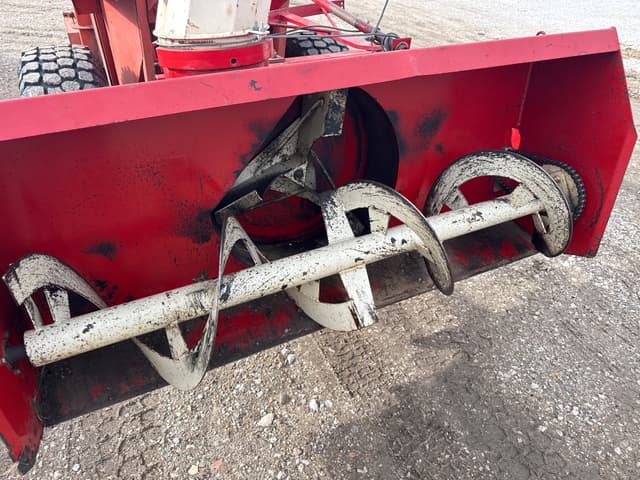 Image of Farm King 600 equipment image 4