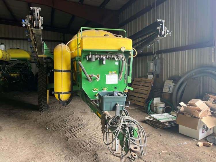 Farm King 1200 Chemical Applicators Sprayers Pull Type for Sale