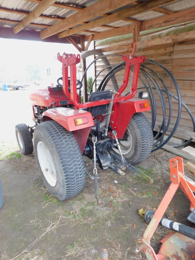 Image of Farm Pro 2420 equipment image 2