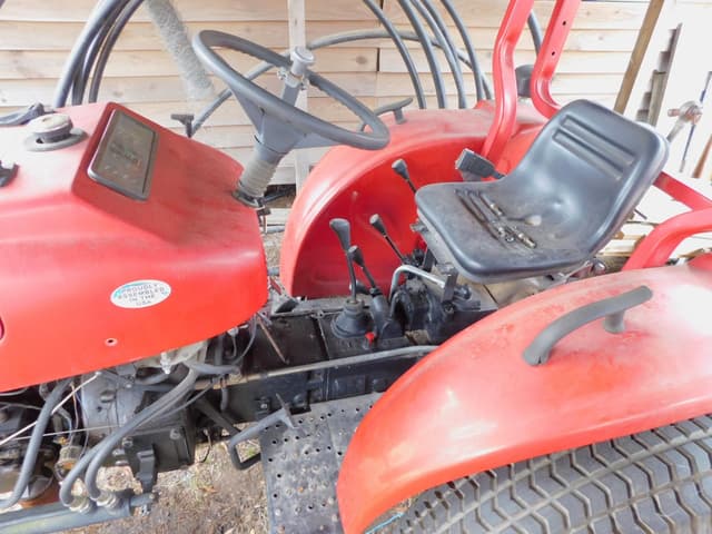 Image of Farm Pro 2420 equipment image 4