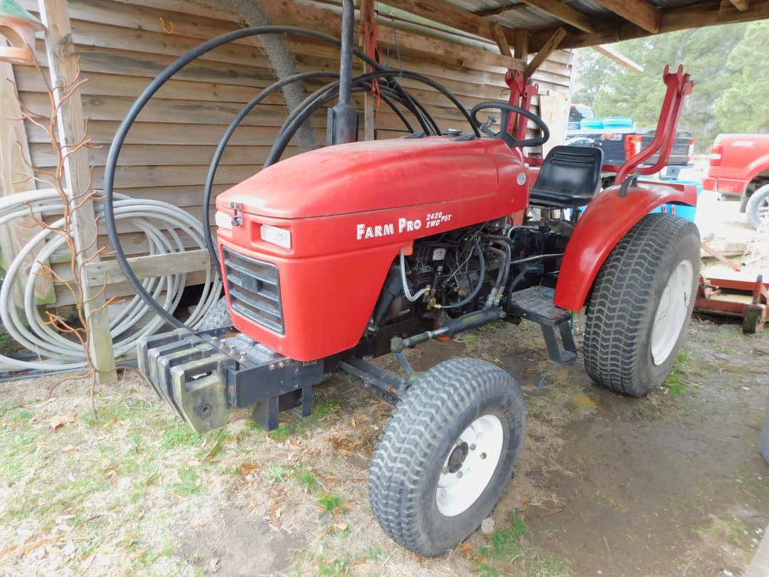 Image of Farm Pro 2420 Primary image