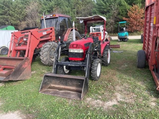 Image of Farm Pro 2420 equipment image 1