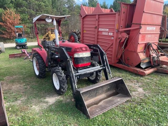 Image of Farm Pro 2420 equipment image 3