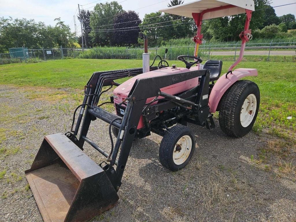 Farm Pro 2420 Equipment Image0