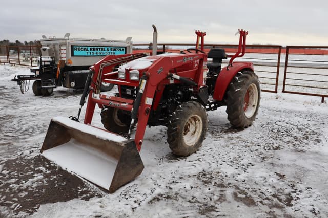 Image of Farm Pro 2430 equipment image 2