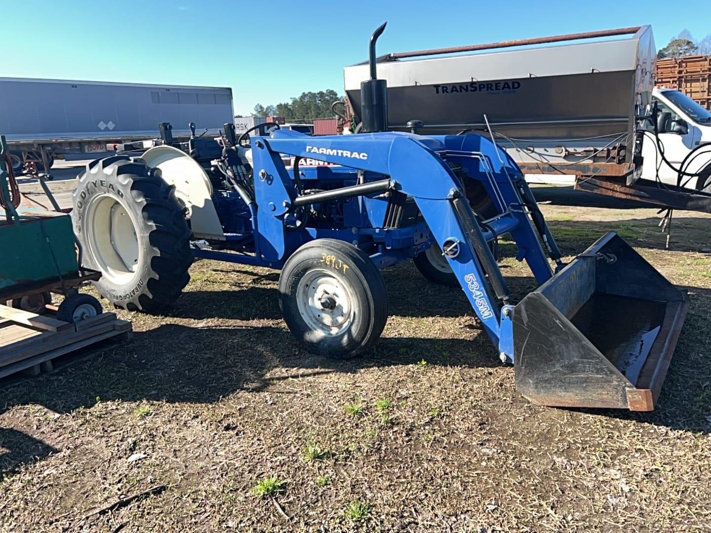 Farmtrac 555 Equipment Image0