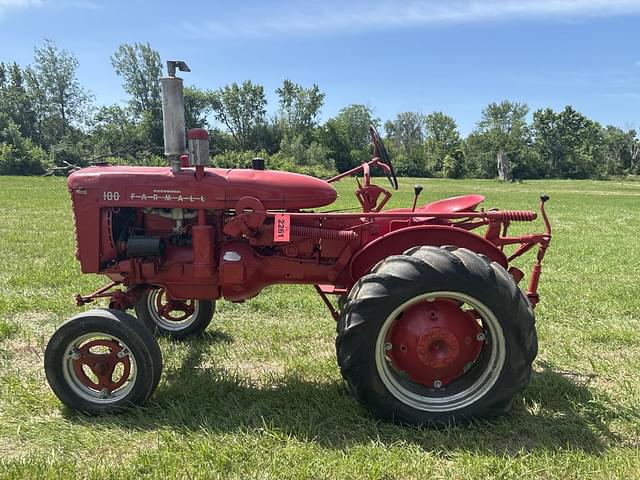 Image of Farmall 100 equipment image 1