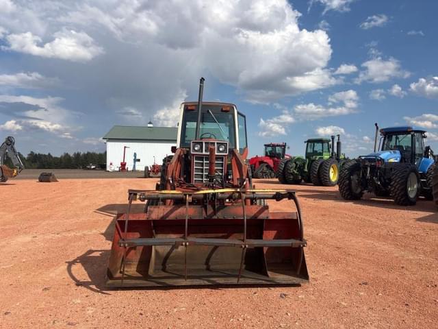 Image of International Harvester 1086 equipment image 2
