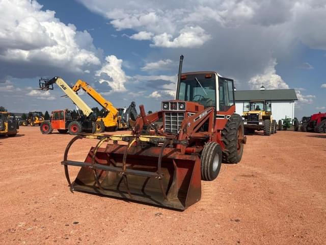 Image of International Harvester 1086 equipment image 1