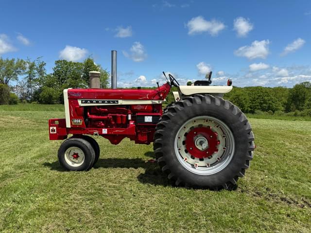Image of International Harvester 1206 equipment image 1
